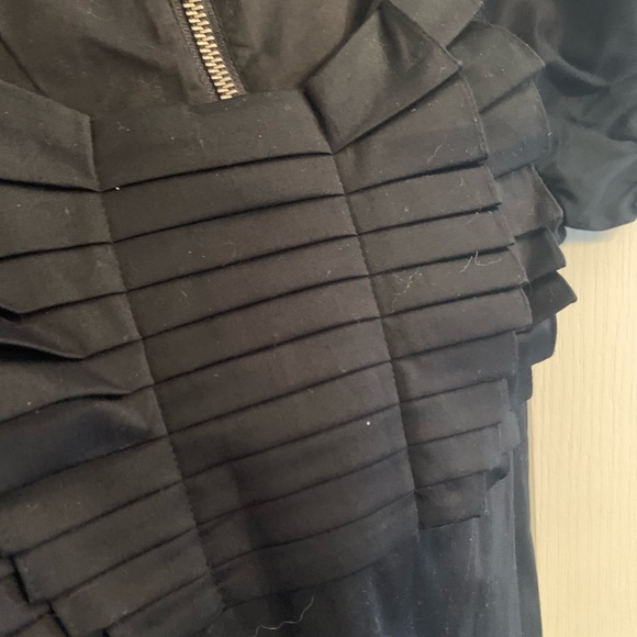Ted Baker little black dress front details - Picture 2 of 10